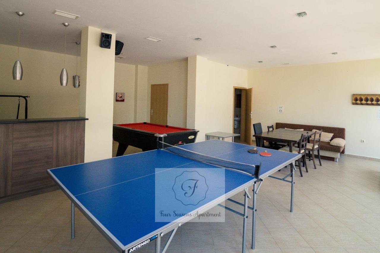 Four Seasons Apartment - Oasis Beach Resort Bliznatsi エクステリア 写真